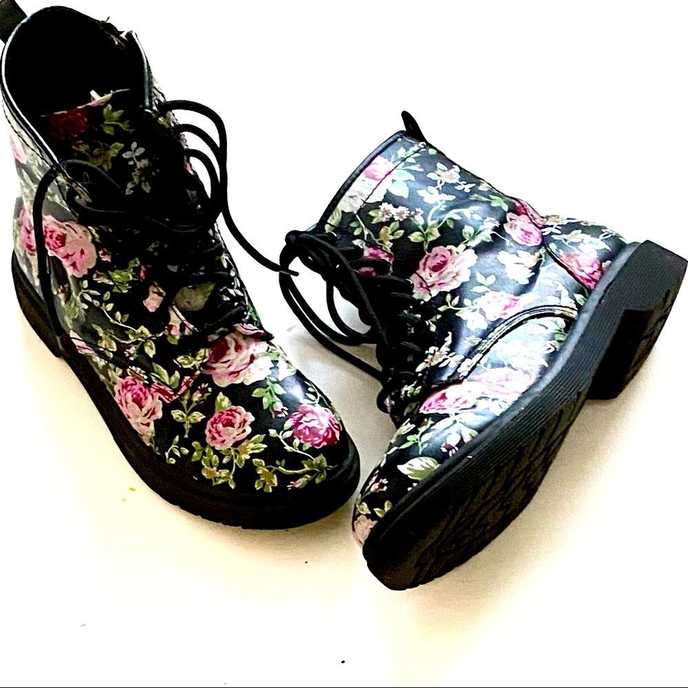 🥾Combat Moto Style Boots SIZE 9